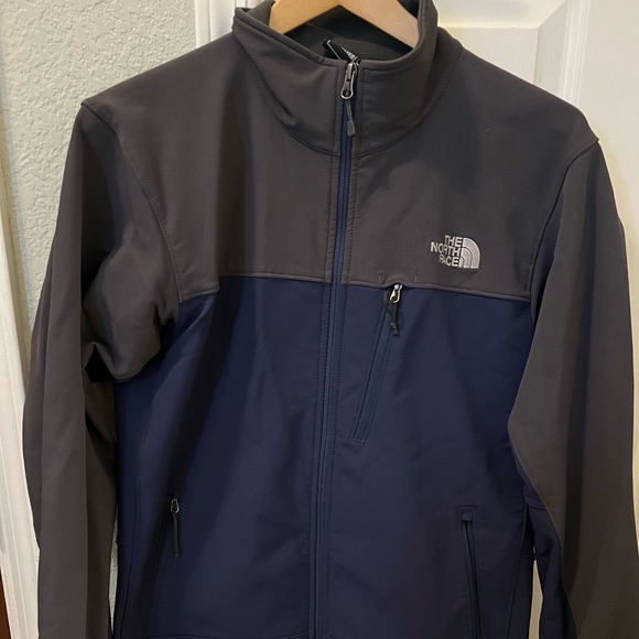 NorthFace Jacket - Picture 1 of 5
